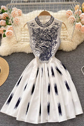 Retro Embroidery Sleeveless Dress