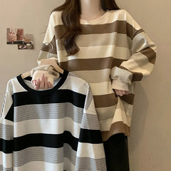 Oversized Striped Sweatshirt