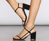 Tacones con punta cuadrada y tiras enrollables