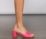 Mules de piel sintética Bold Babe