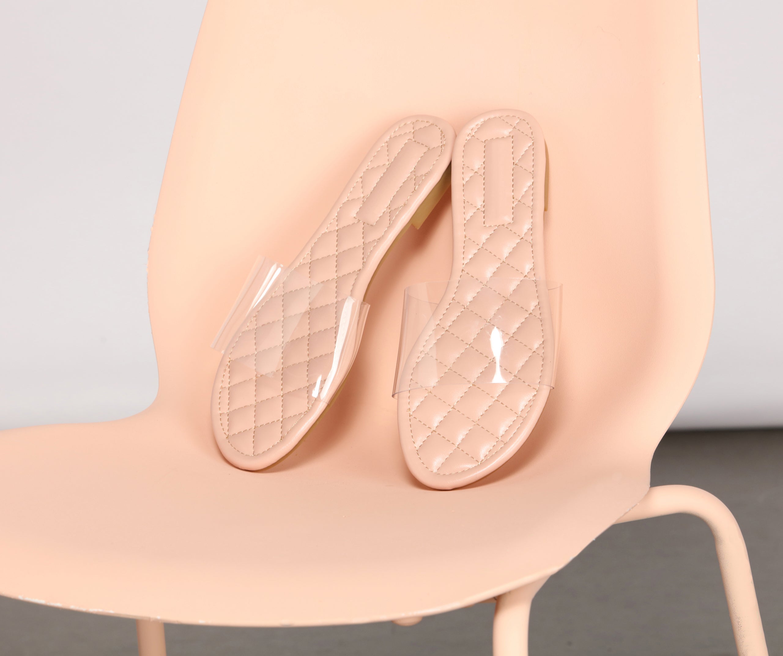 Sandalias transparentes acolchadas para uso diario