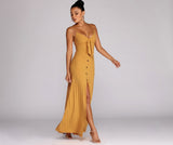 Vestido largo de belleza con botones