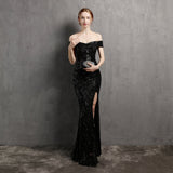 Clara Glitzer-Kleid mit schulterfreiem Schlitz für den Abschlussball