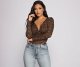 Body aus gebürstetem Strick mit Greek Key-Print