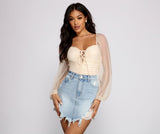 Hübscher und selbstbewusster Polka Dot-Body