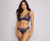 Conjunto de sujetador y braguita de encaje transparente