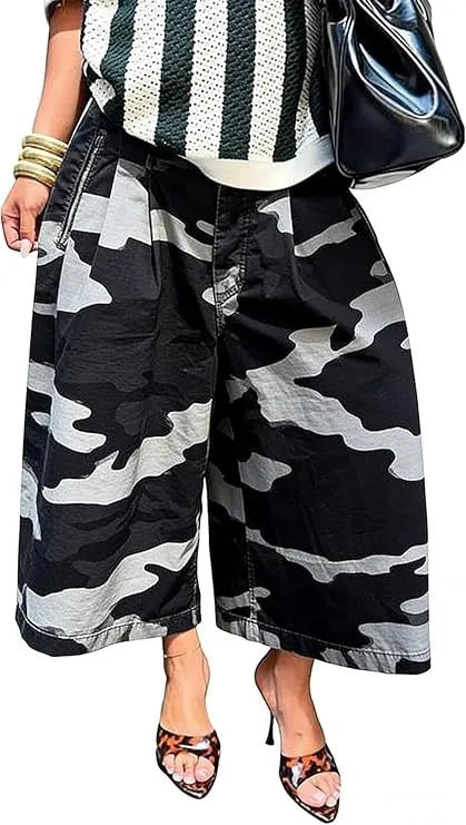 Vintage Camo Pleated Cropped Wide Leg Cargo Pants