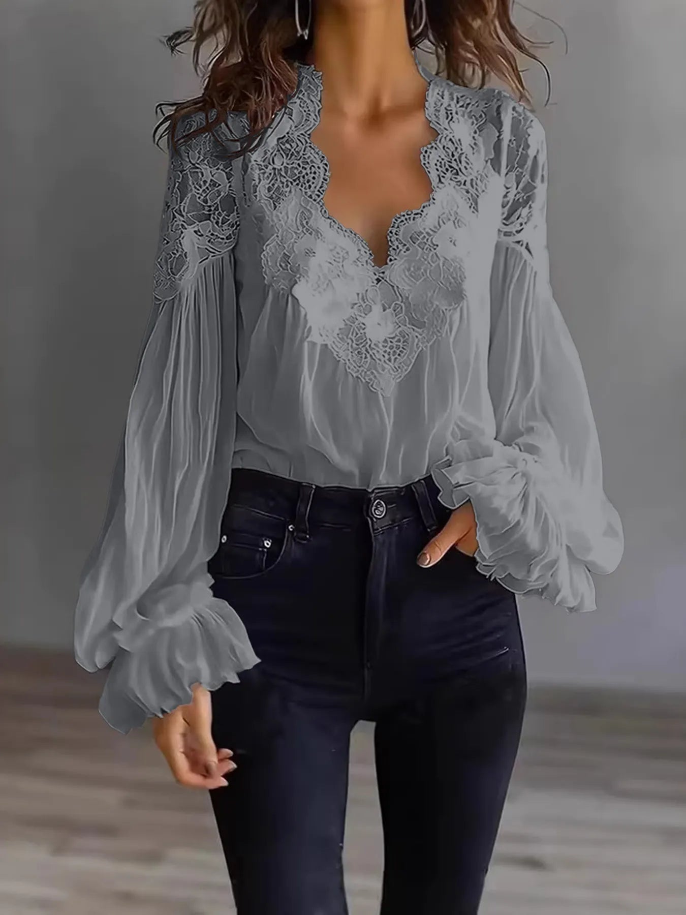 Lace Trim V-Neck Bubble Sleeve Blouse