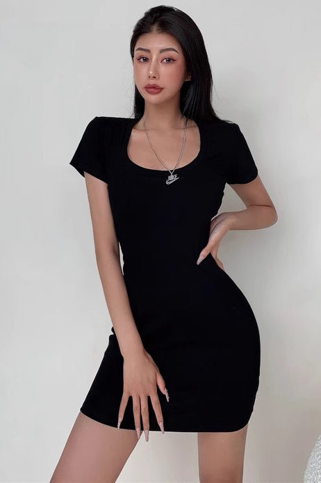U-Neck Tight Wrap Buttocks Mini Dress