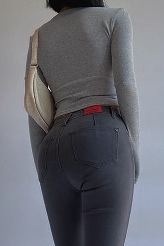 Elastic Tight U-Neck Long Sleeved High Waisted Top