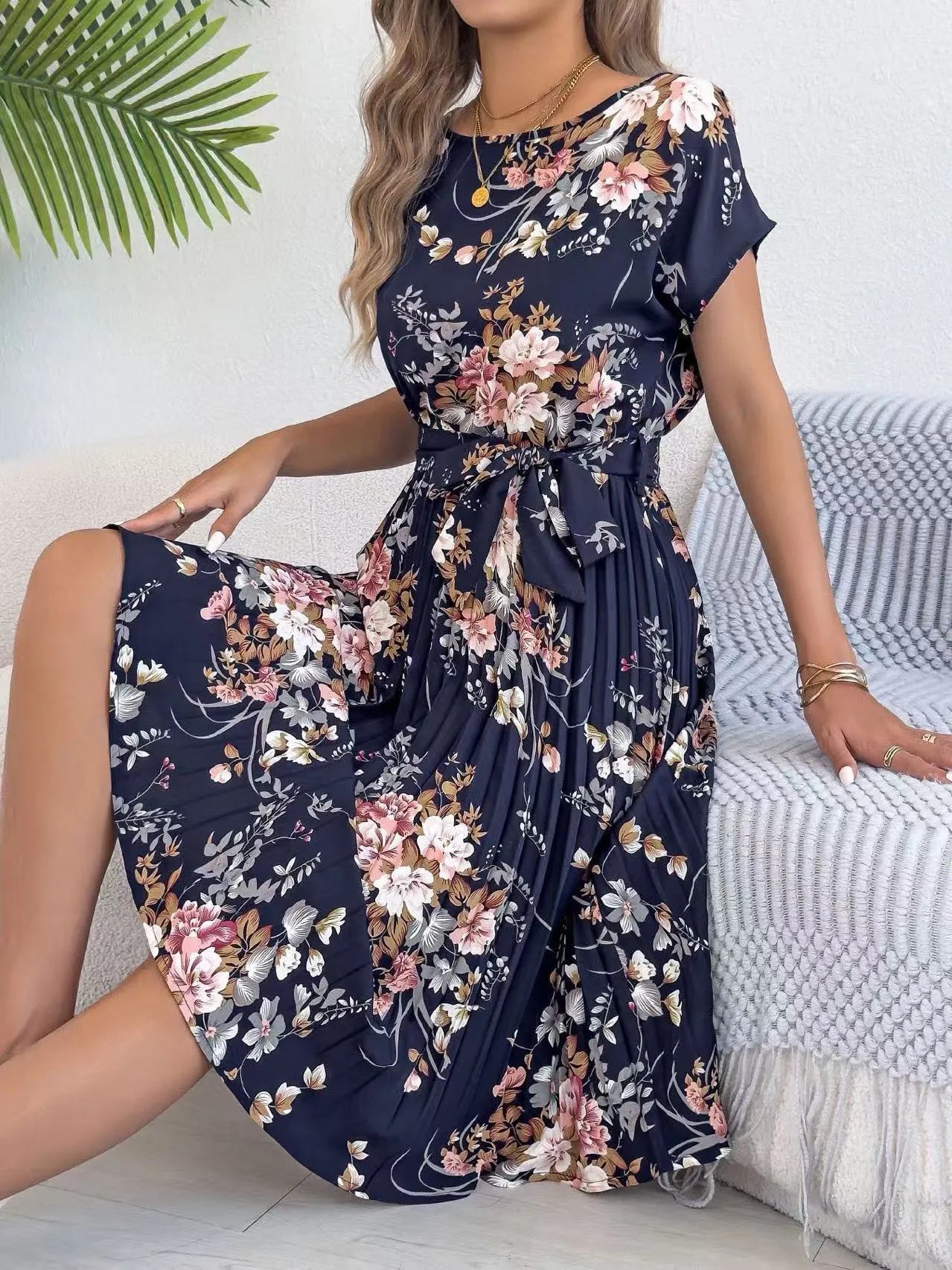 Floral Print Short Sleeve Pleated Midi Dress