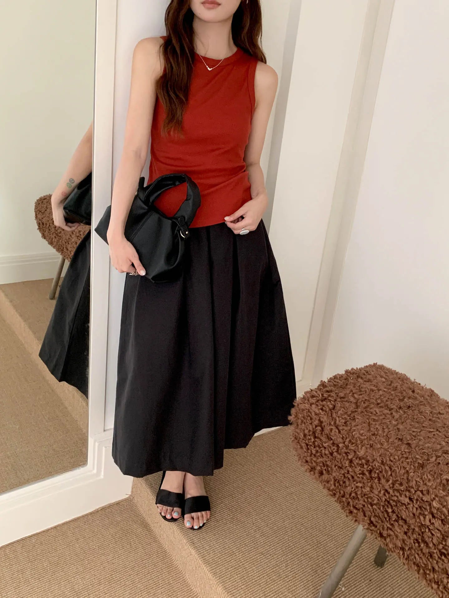 Round Neck Sleeveless Fitted Basic Ribbed Tank Top