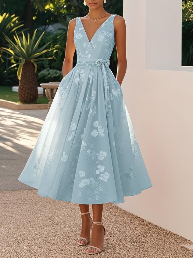 Light Pink V-Neck Sleeveless A-Line Midi Dress
