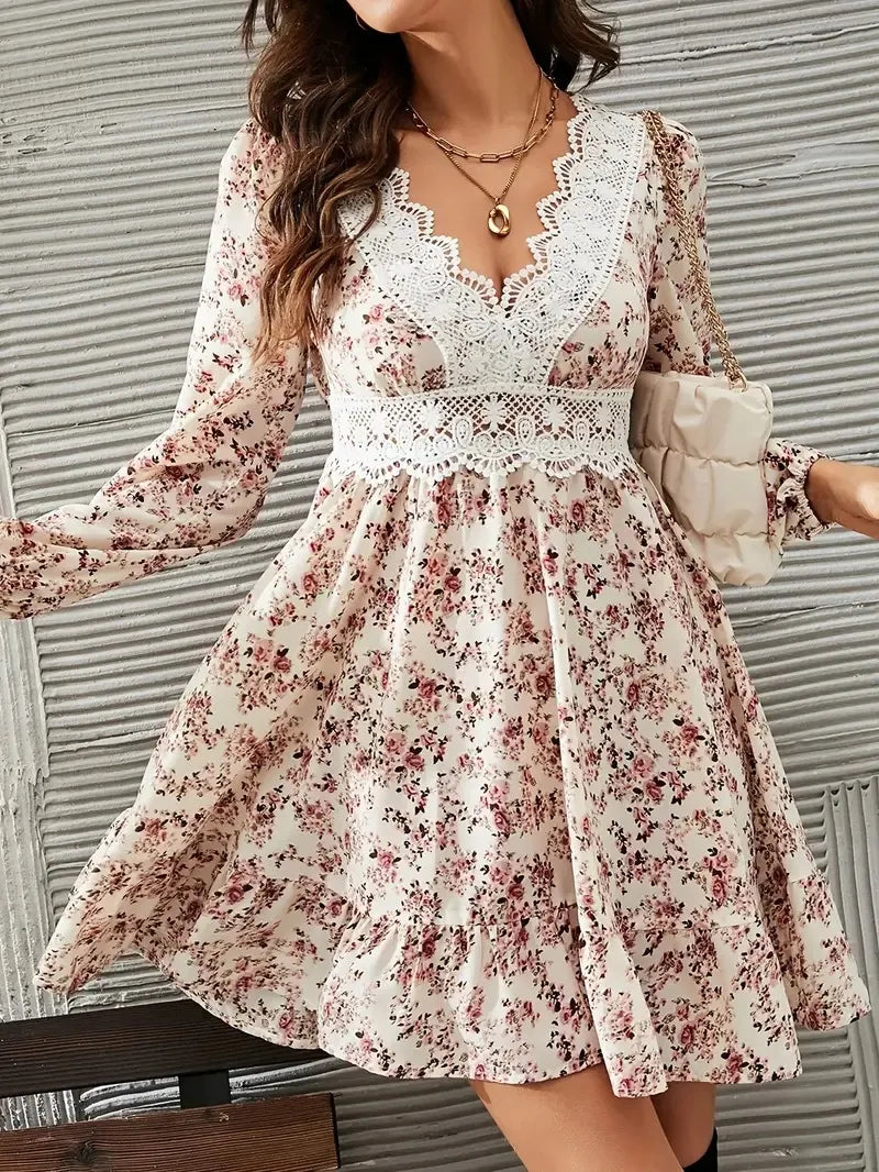 Floral Print Lace Trim Long Sleeve Mini Dress