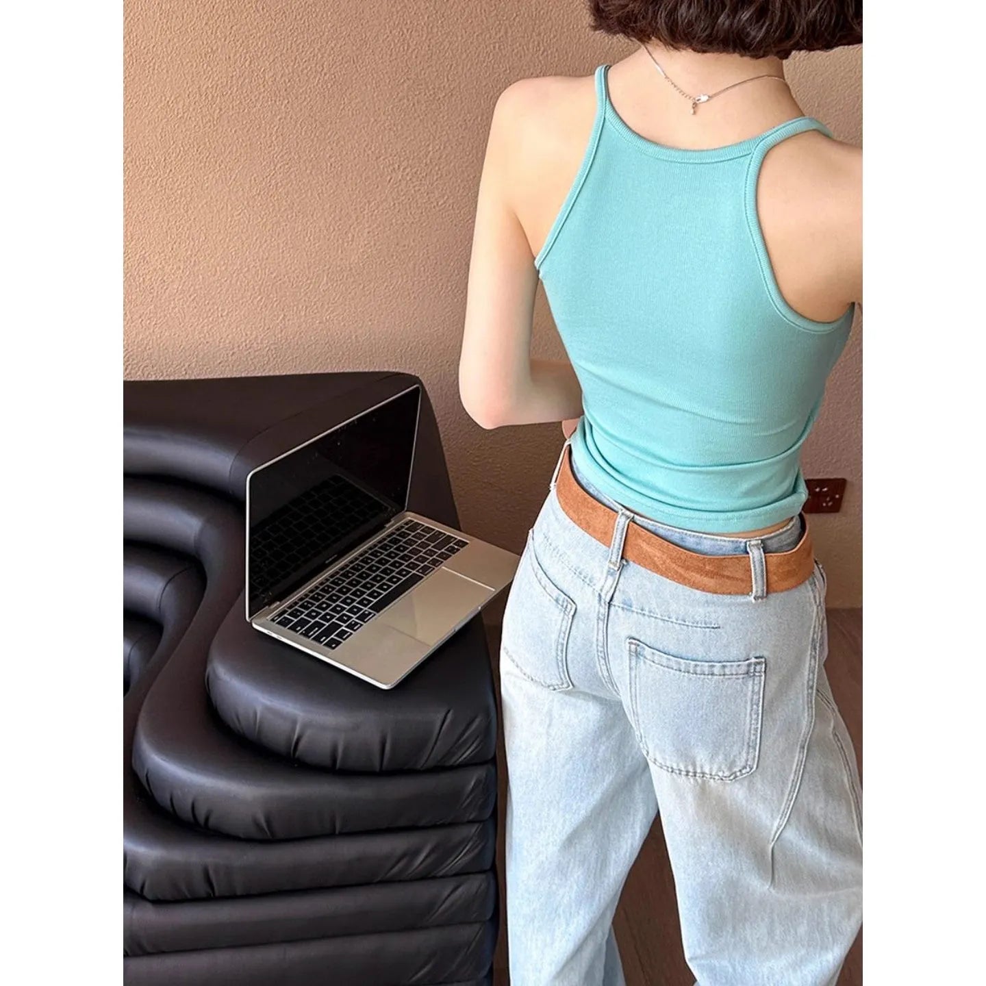 U Neck Thin Strap Ribbed Slim Cami Tank Top