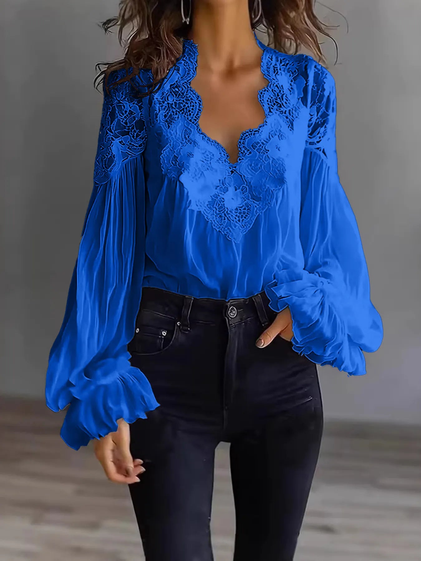 Lace Trim V-Neck Bubble Sleeve Blouse