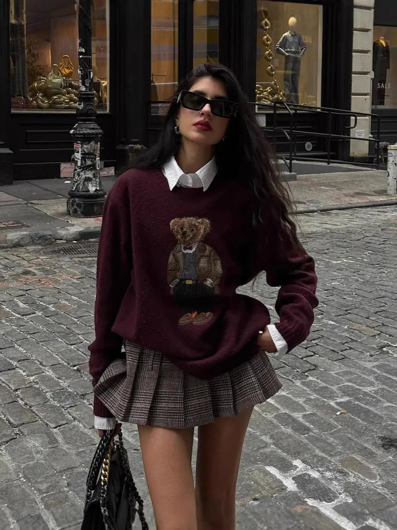 Cartoon Bear Applique Crew Neck Pullover Sweater