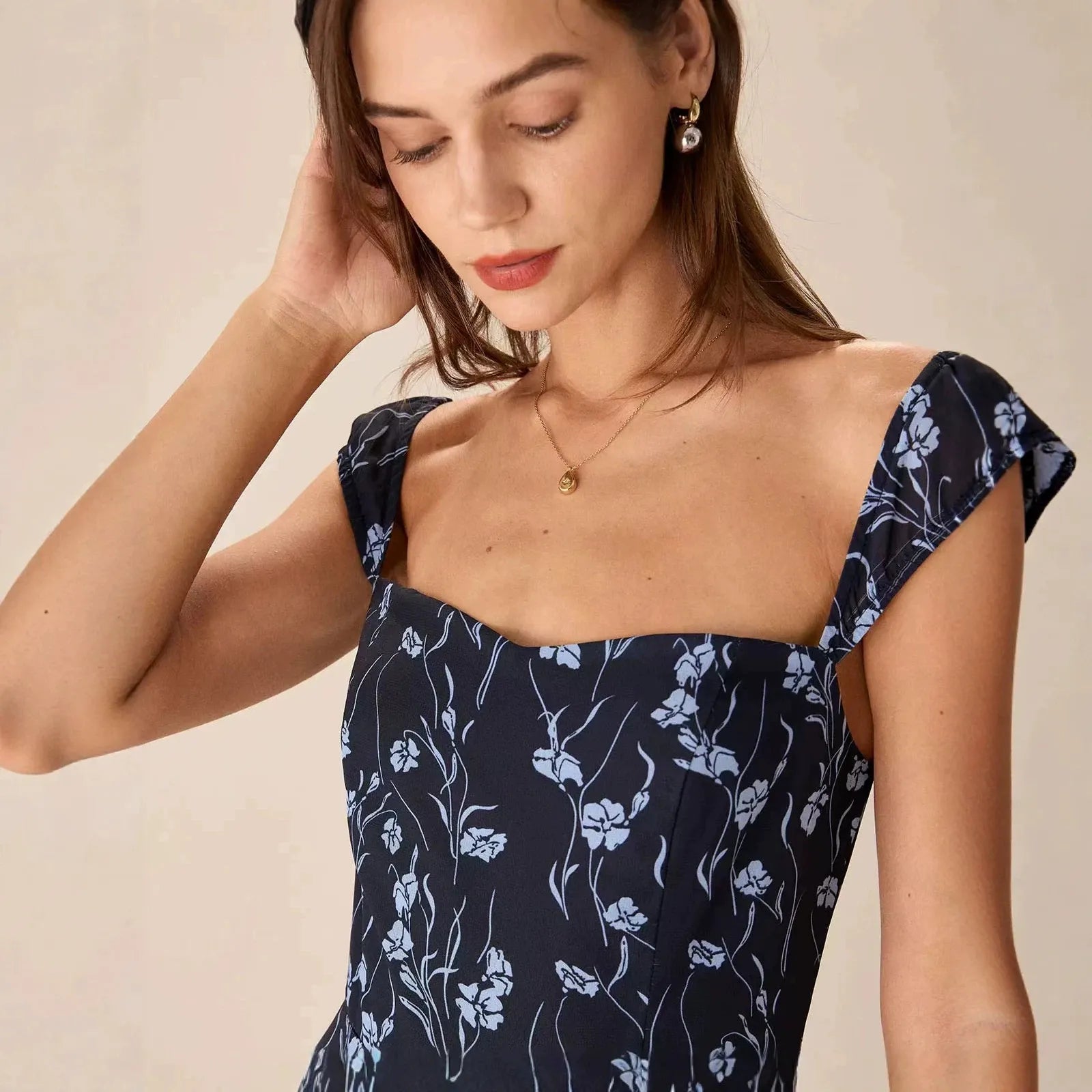 Sweetheart Cap Sleeve Allover Floral Print High Waist Split Midi Dress