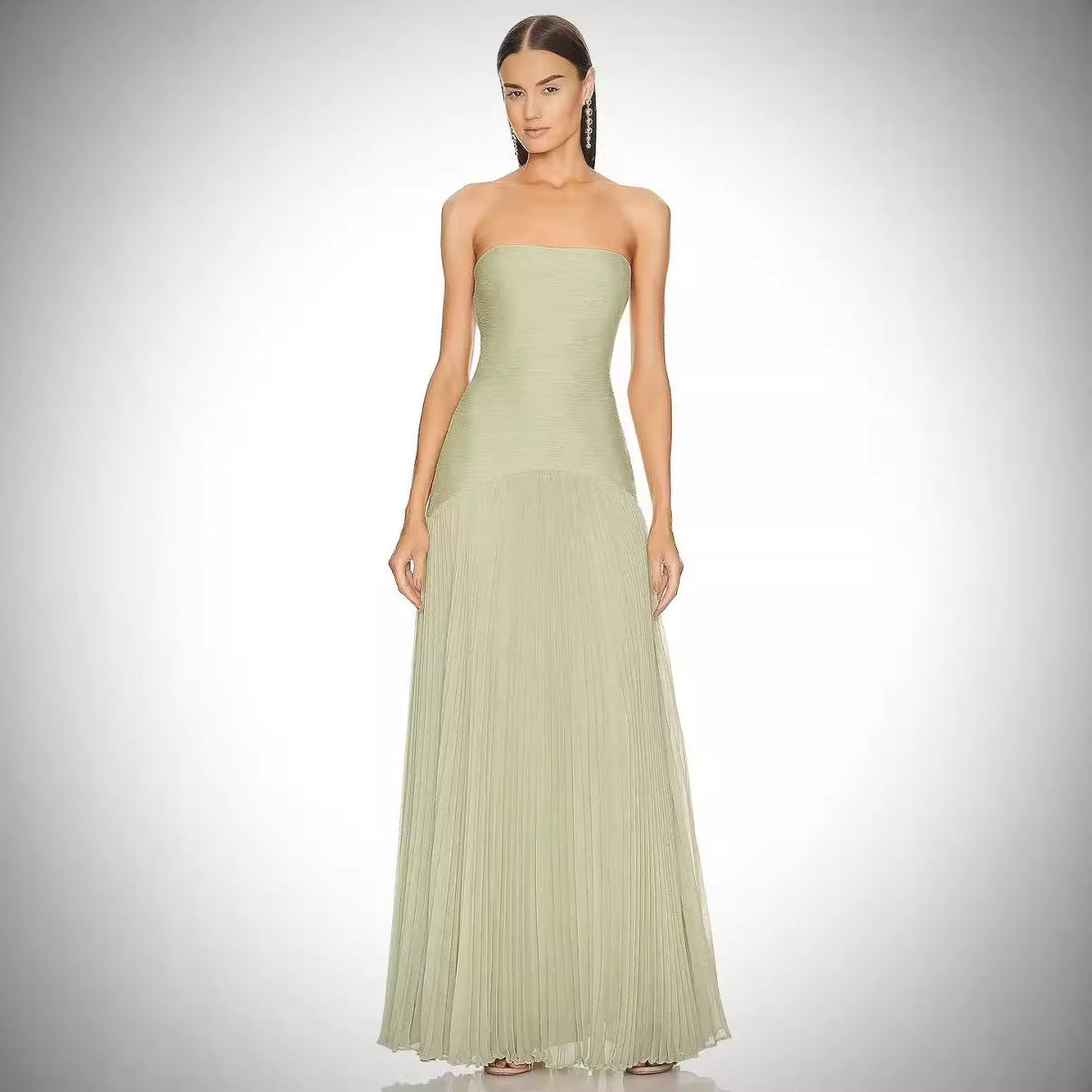 Strapless Solid Color Pleated Slim Fit Maxi Dress