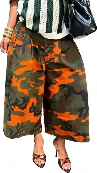 Vintage Camo Pleated Cropped Wide Leg Cargo Pants