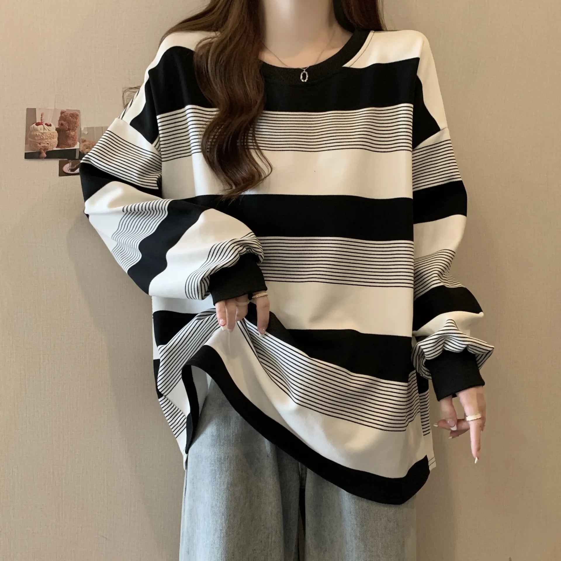 Oversized Striped Sweatshirt