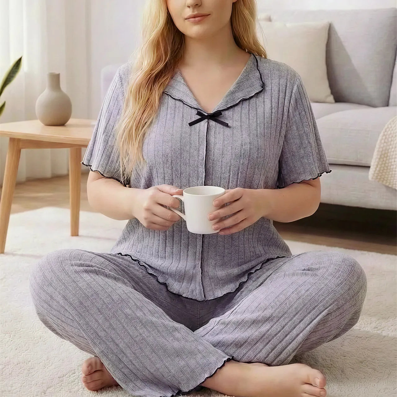 Plus Size Grey Ribbed Pajamas, Ruffle Trim Notch Collar Short Sleeve Top & Elastic Waist Long Pants Pyjama Set