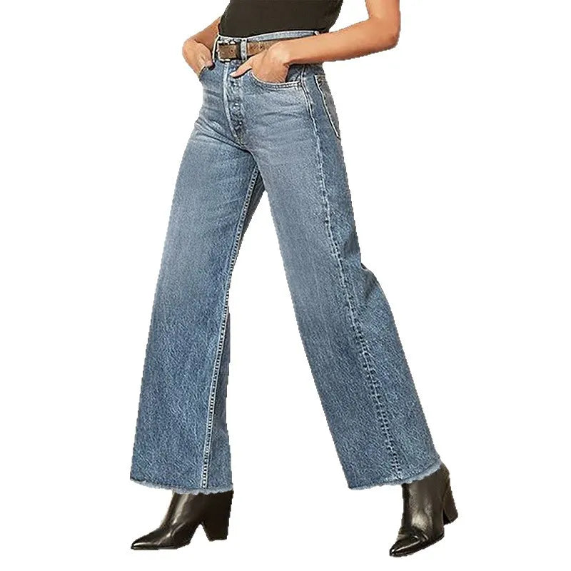 Light Wash Frayed Hem Cropped Flare Jeans