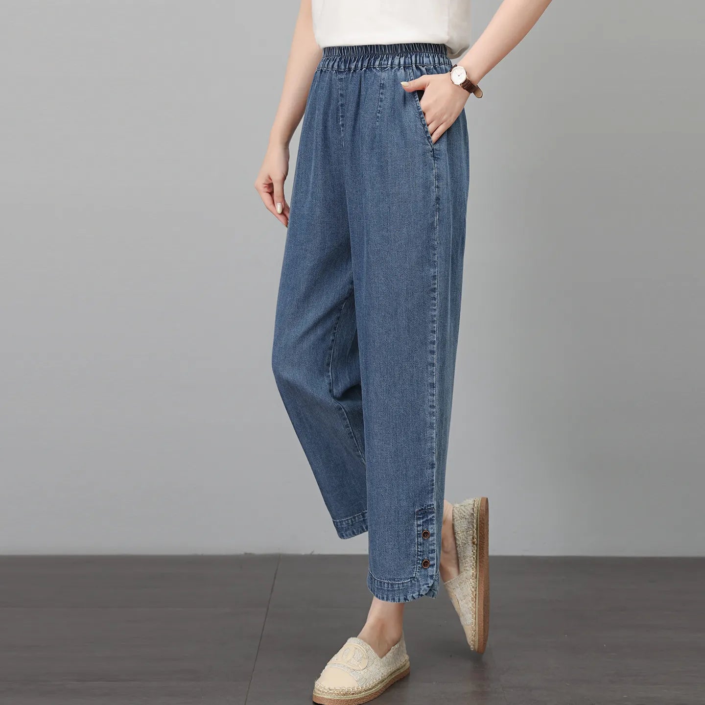Elastic Waist Nine Point Straight Jeans