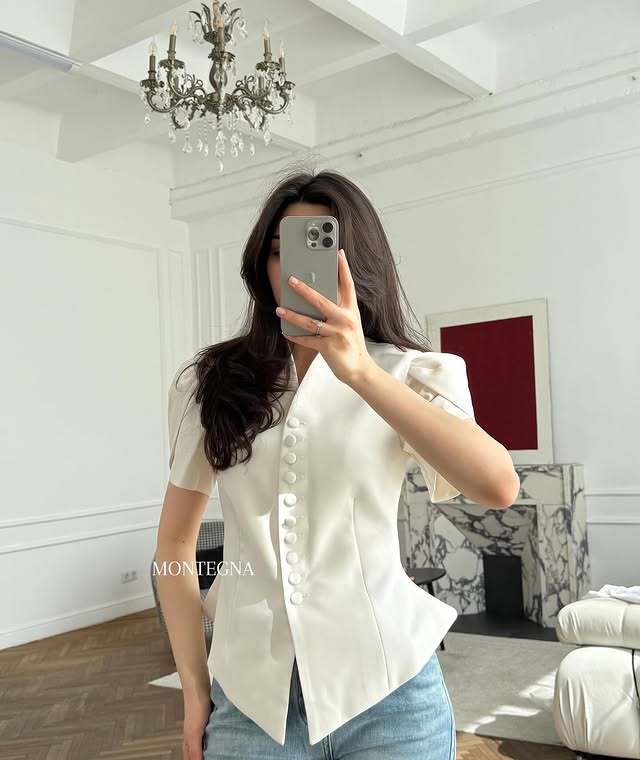 V-Neck Puff Sleeve Button Front Peplum Blouse