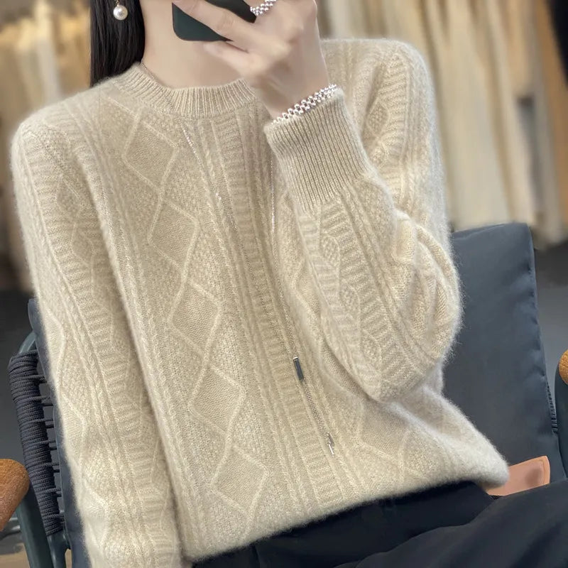 Crew Neck Diamond Jacquard Pullover Sweater