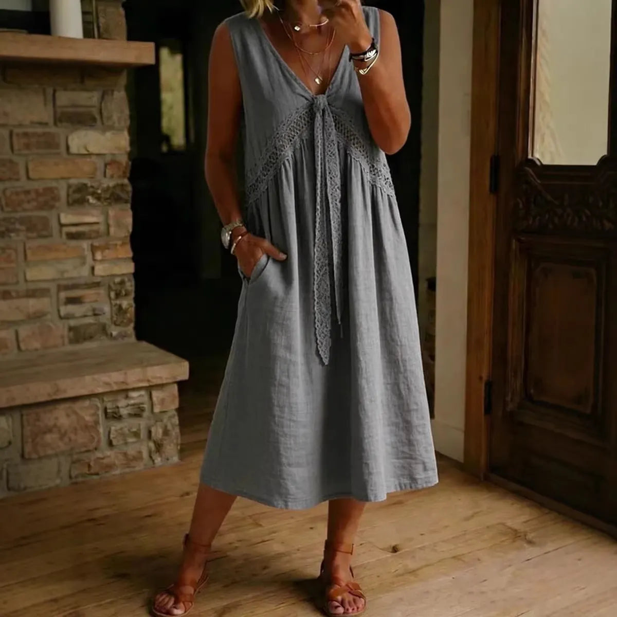 V-Neck Lace Tie Spliced Sleeveless Loose Midi Dress