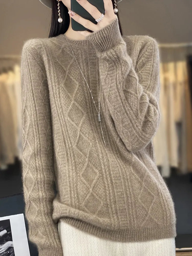 Crew Neck Diamond Jacquard Pullover Sweater