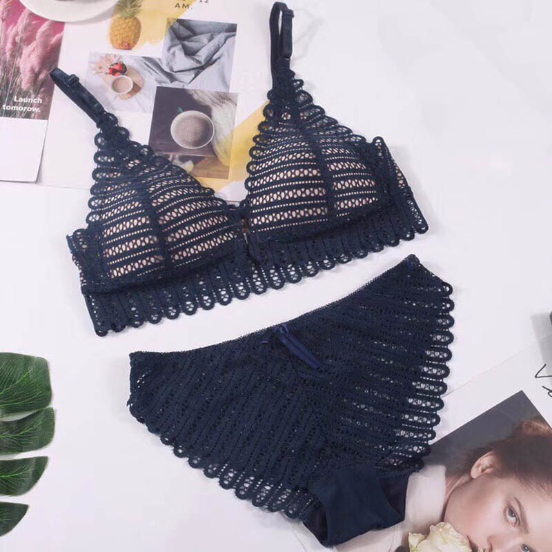 French Lace Front Closure Bra And Panties Set Lingerie Set