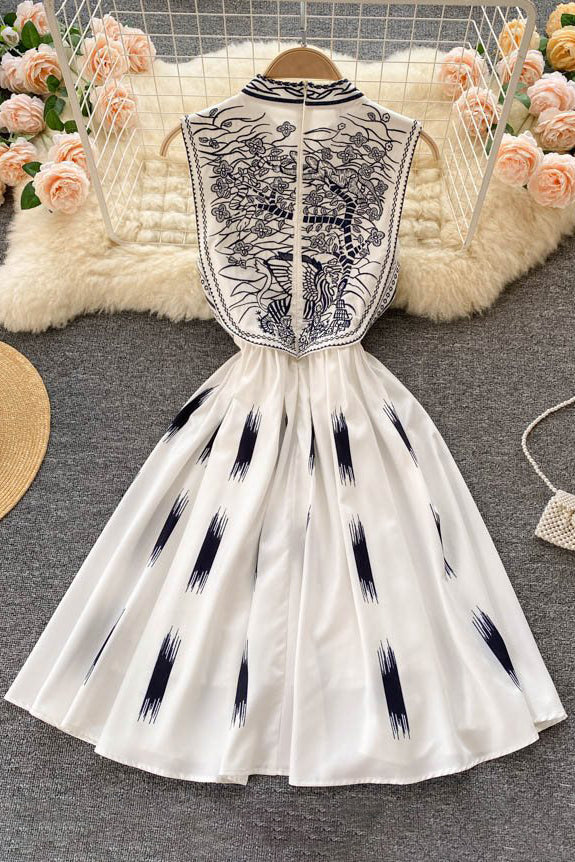 Retro Embroidery Sleeveless Dress