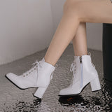 Botines de tacón con cordones