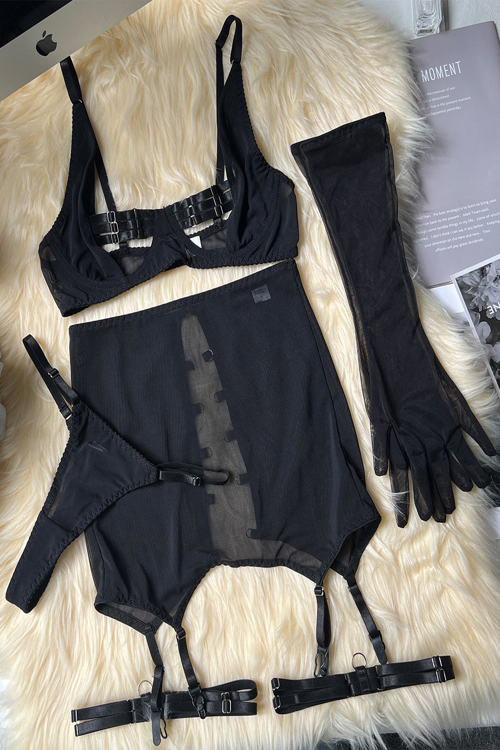 Gauze Skirt Glove Set Three-Piece