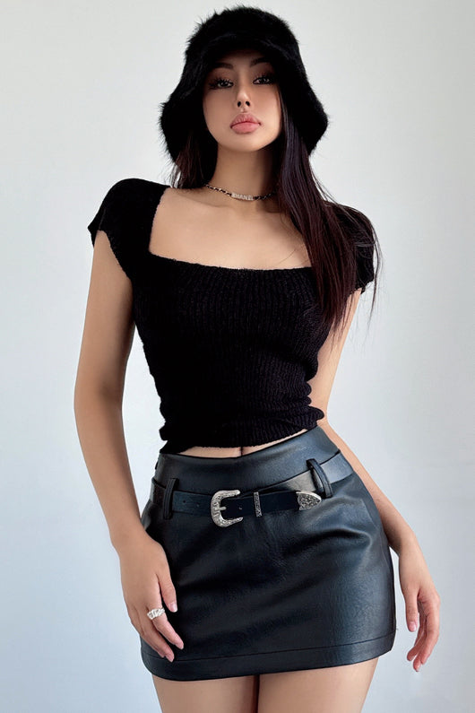 Knit Short Sleeve Square Neck Crop Tops