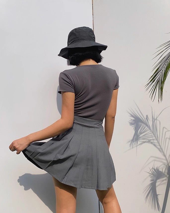 Pleated A-Line Low Rise Solid Skirt