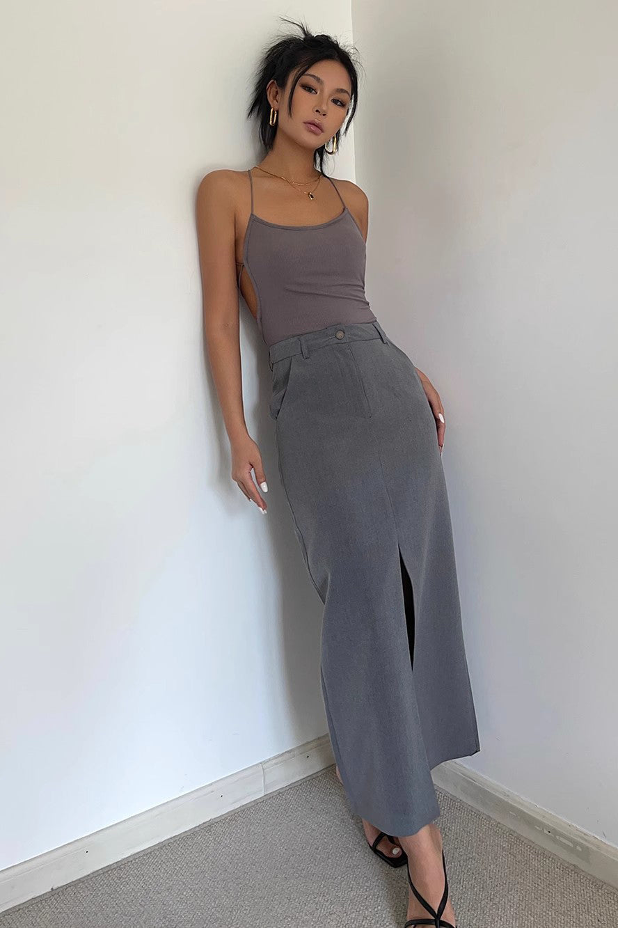 Solid A-Line Low Rise Split Hem Skirt