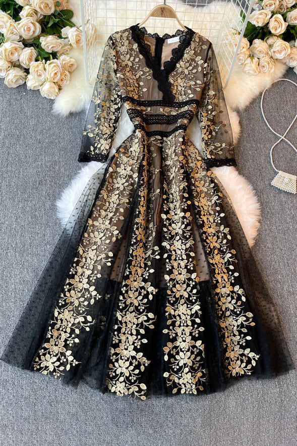 Embroidery Flower Long Sleeve Maxi Dress