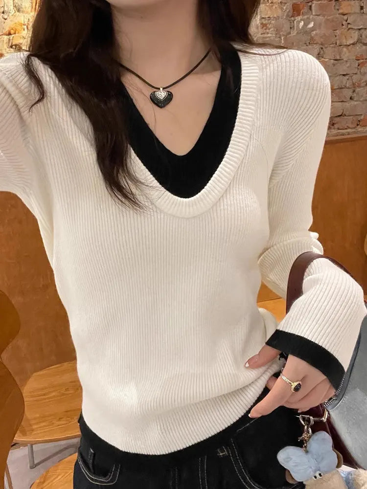 Mock Two‑Piece Contrast V Neck Ribbed Knit Top