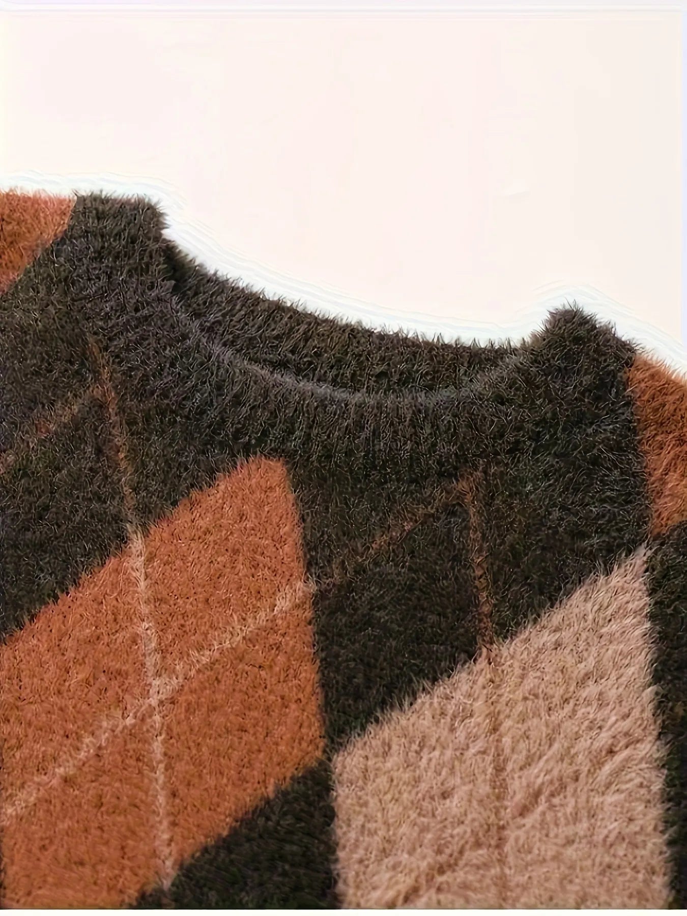 Crew Neck Argyle Knit Sweater