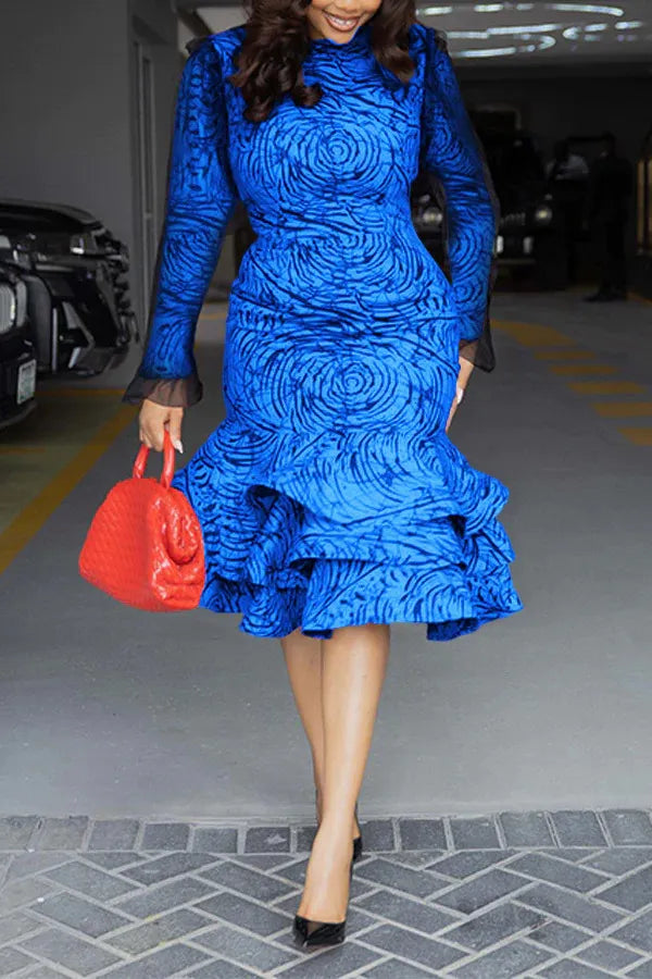 Abstract Print Waist-Cinching Mermaid Midi Dress