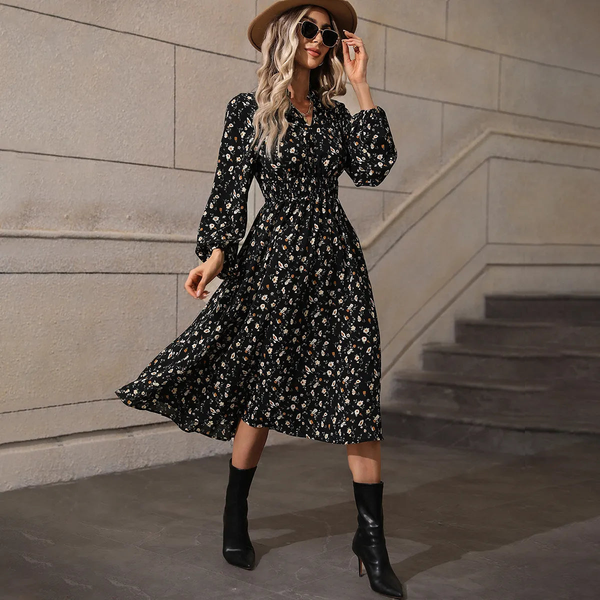 V‑neck Floral Lantern Sleeve Midi Dress