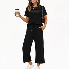 Solid Color Pleated Round Neck Short Sleeve Drawstring Nine-Point Pant Casua