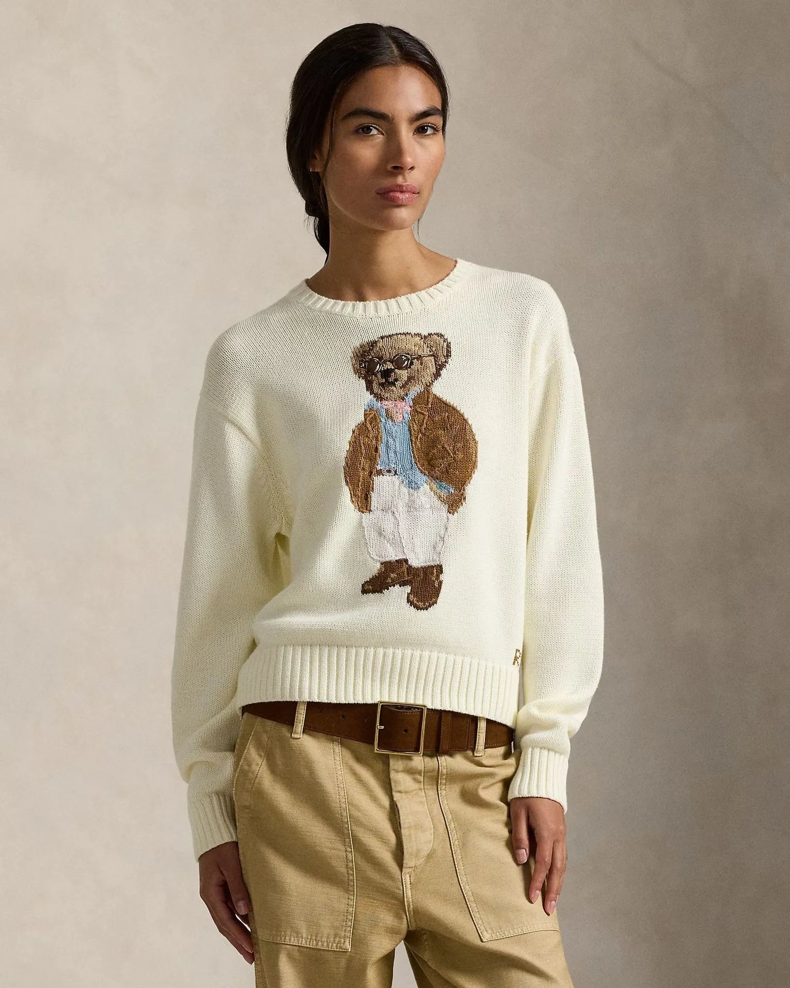 Cartoon Bear Applique Crew Neck Pullover Sweater