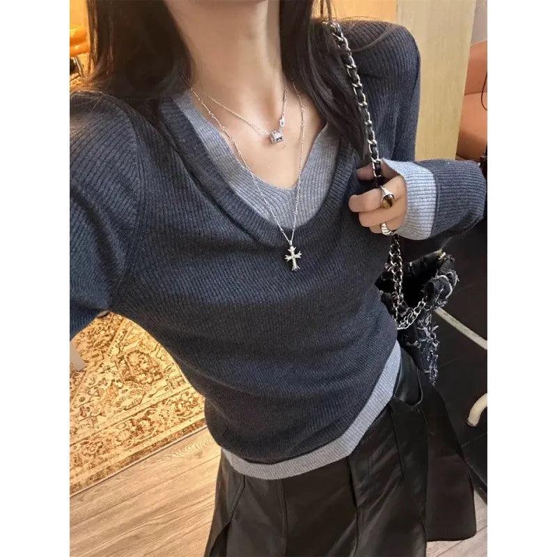 Mock Two‑Piece Contrast V Neck Ribbed Knit Top