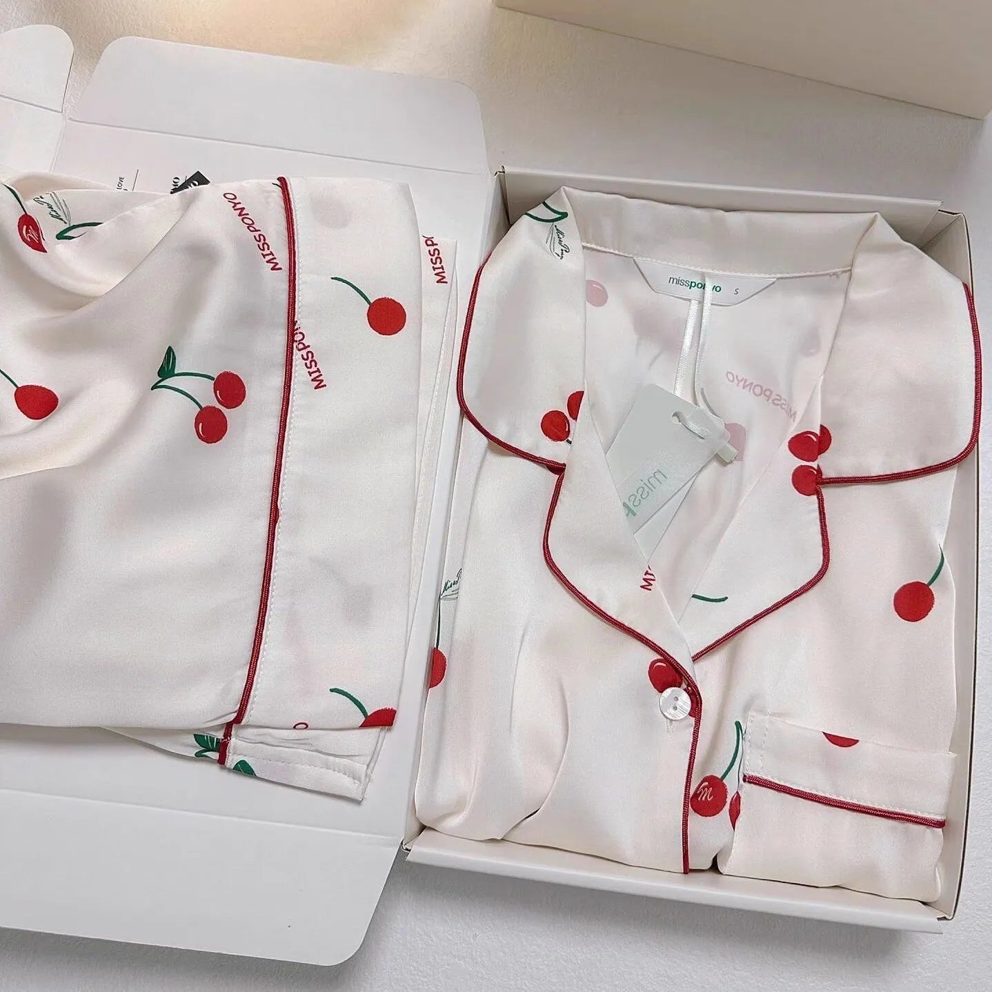 Cute Kitty Leopard Print Satin Ladies Sleepwear, 2 Piece Long Sleeve Top & Pants Pajamas