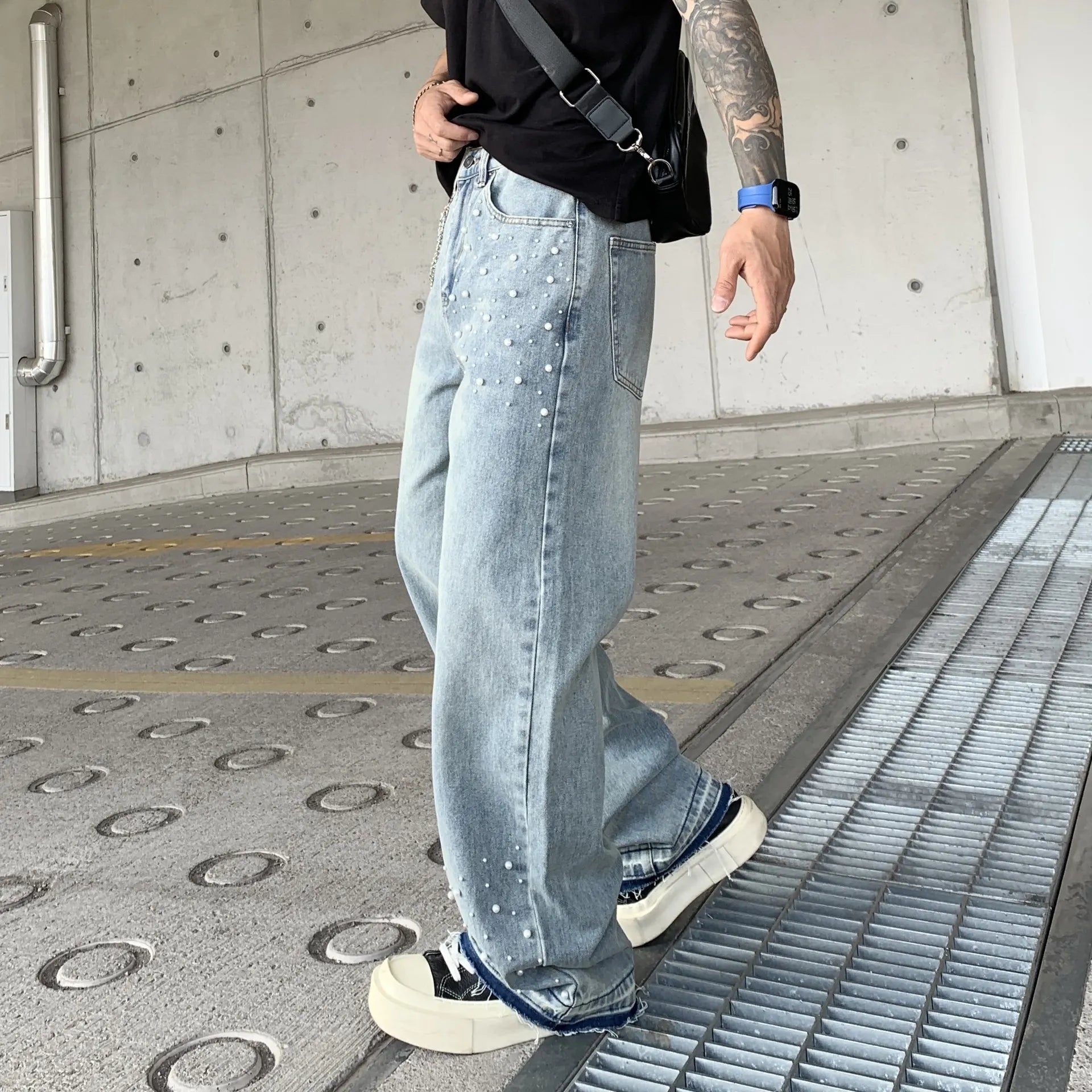 Men Mid‑Waist Pearl Decor Straight Leg Jeans