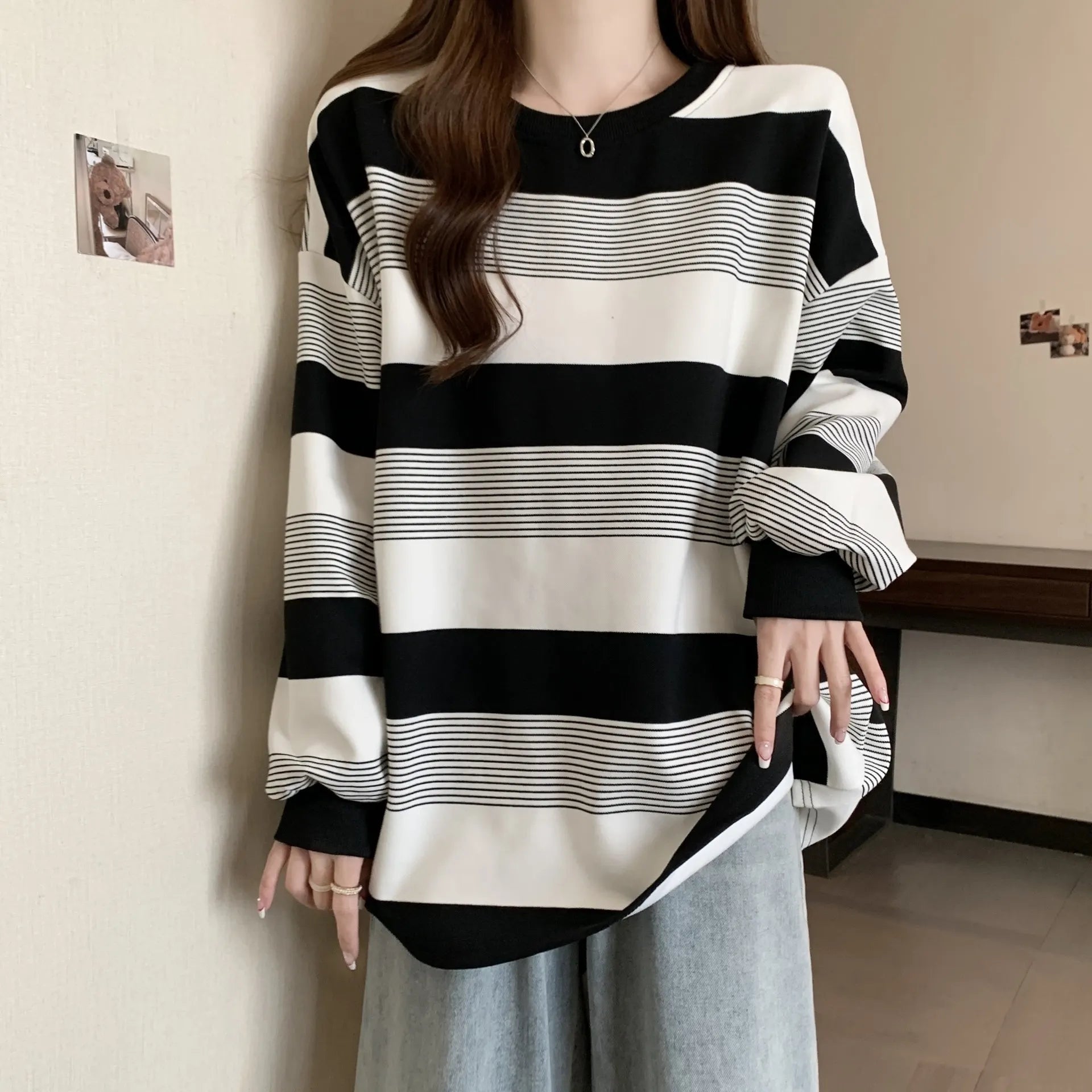 Oversized Striped Sweatshirt